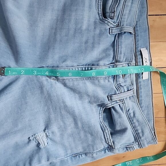 Joe's Jeans Distressed Light Wash Jeans Size 30 - Picture 9 of 13